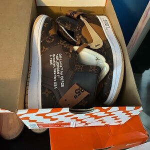 Nike special edition fashion sneaker